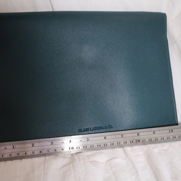 Glass Ladder & Co Marilyn Mini Organizer Clutch Forest Green NWT - Picture 5 of 6